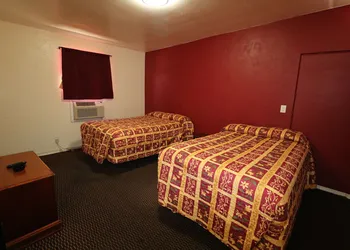 Sandman Inn Motel hotel thumbnail 7