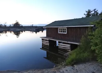 Gwanatchewan Cottage - Private Island hotel thumbnail 2