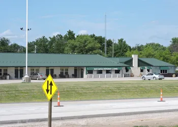 Indian Hills Inn & RV Park hotel thumbnail 3