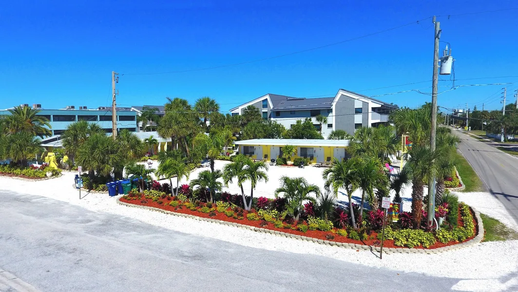 Tropical Breeze Beach Club hotel detail image 2
