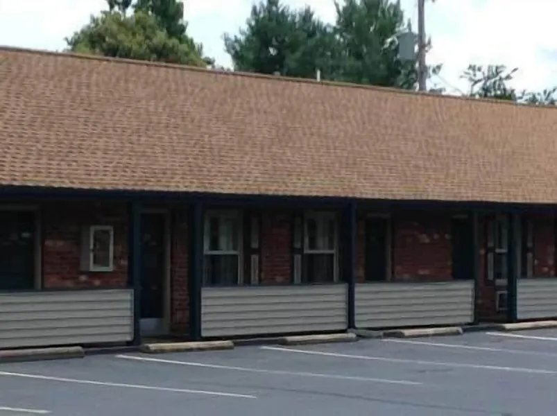 Village Inn hotel detail image 6