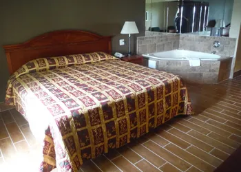 Budgetel Inn & Suites Hotel hotel thumbnail 2