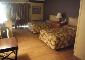 Budgetel Inn & Suites Hotel hotel thumbnail 6