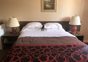 Villager's Inn hotel thumbnail 6