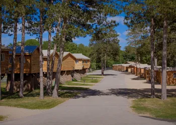 Natura Treescape Resort hotel thumbnail 8