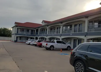 Palace Inn Hwy 6 North & Clay Rd hotel thumbnail 2