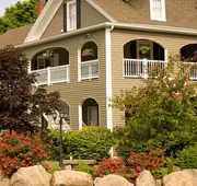 Bar Harbor Manor hotel detail image 4
