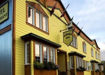Aurora Inn hotel thumbnail 4