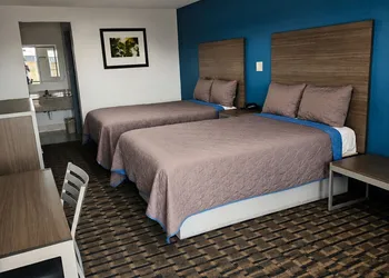 AmeriStay Inn &Suites hotel thumbnail 5