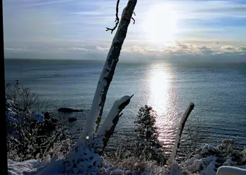 The Cliff Dweller on Lake Superior hotel thumbnail 7