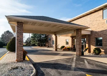 Cedarberry Inn hotel thumbnail 2