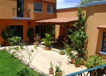 Casa Frida B&B hotel thumbnail 3