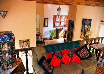 Casa Frida B&B hotel thumbnail 6