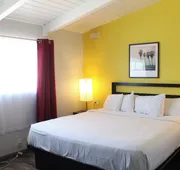Sunset Inn hotel detail image 4
