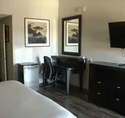 Sunset Inn hotel detail image 7