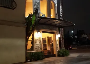 Tuscan Garden Inn hotel thumbnail 3