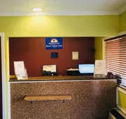 Americas Best Value Inn Visalia hotel detail image 4