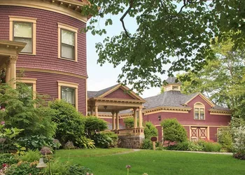 Berry Manor Inn hotel thumbnail 8
