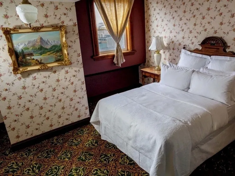 The Inn at 2nd & C hotel detail image 6