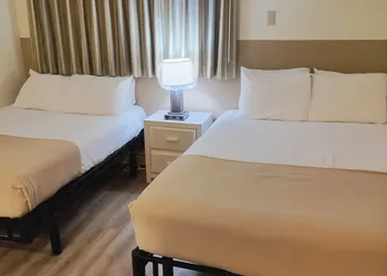Condor Motel hotel thumbnail 5