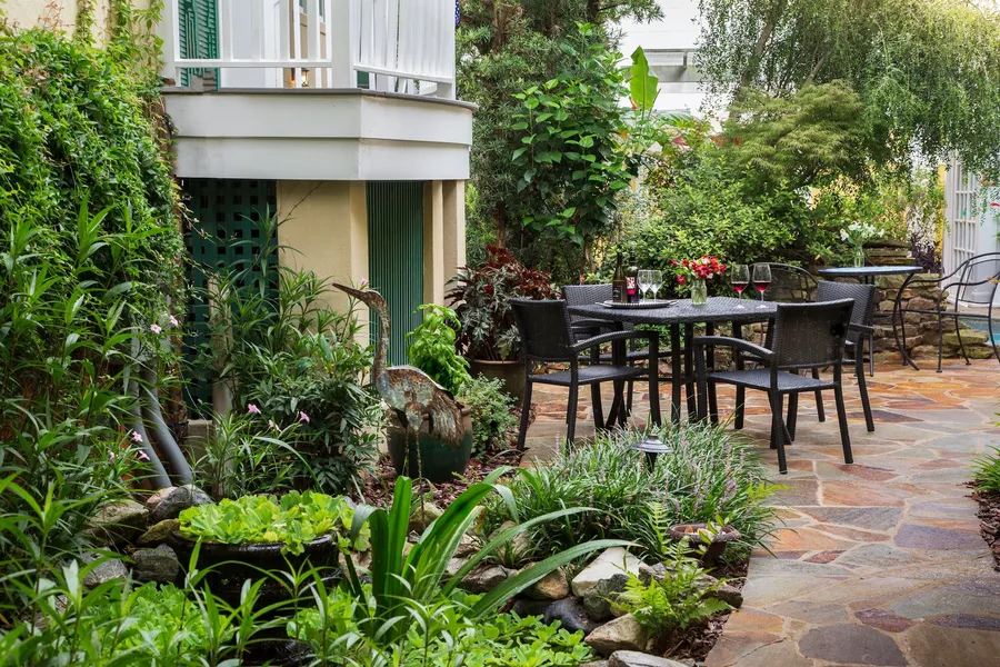 Azalea Inn and Villas hotel detail image 6