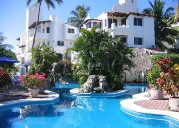 Hotel Villas Los Angeles hotel thumbnail 2