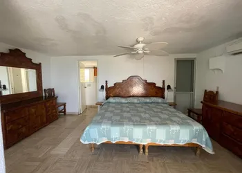 Hotel Villas Los Angeles hotel thumbnail 6