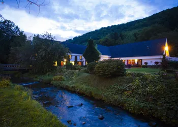 Glenora Inn & Distillery hotel thumbnail 4