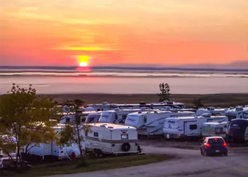 Wild Goose Motel and Campground hotel thumbnail 2