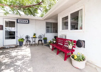 Wild Goose Motel and Campground hotel thumbnail 5