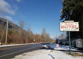 Reno Motel hotel thumbnail 2