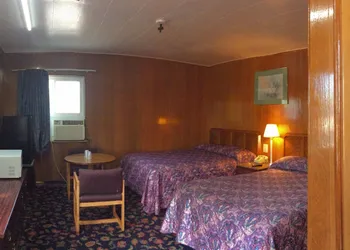 Kenwood Motel hotel thumbnail 4