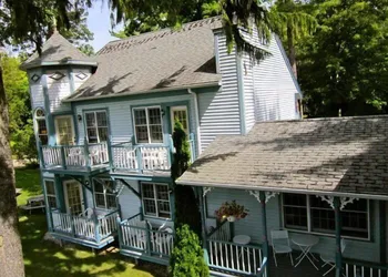 Harbor Light Inn hotel thumbnail 7