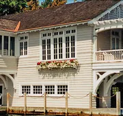 Boathouse Waterfront Lodging hotel detail image 7