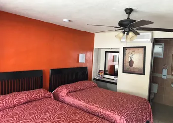 Hotel Avenida hotel thumbnail 5
