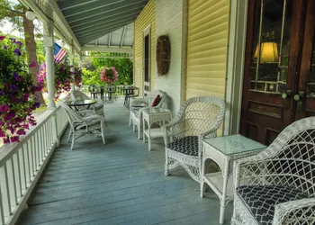 Rockwell Falls Inn and Wine Bar hotel thumbnail 8