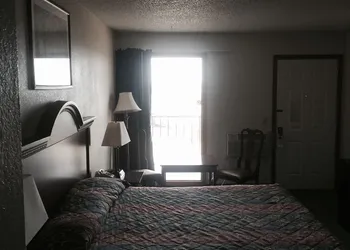Country Inn Bolivar hotel thumbnail 2