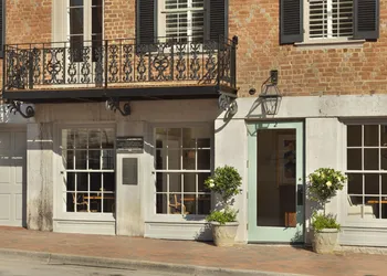 The Georges hotel thumbnail 2