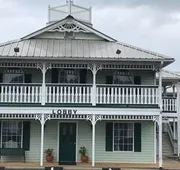 Deluxe Inn And Suites hotel detail image 3