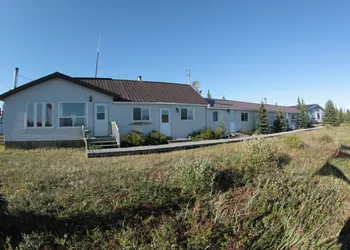 Kaska Goose Lodge hotel thumbnail 3
