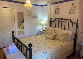 Alexandria House Bed & Breakfast hotel thumbnail 8