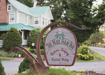 The Mast Farm Inn hotel thumbnail 4
