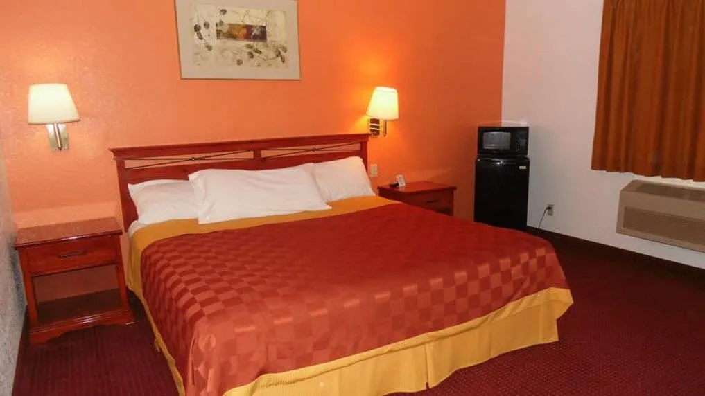 American Inn & Suites hotel detail image 6