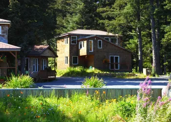 Angels Rest on Resurrection Bay LLC hotel thumbnail 3