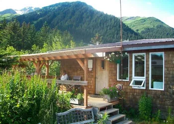 Angels Rest on Resurrection Bay LLC hotel thumbnail 4