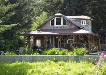 Angels Rest on Resurrection Bay LLC hotel thumbnail 5