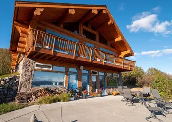 Good Karma Inn hotel thumbnail 5