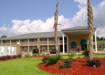 Emerald Sands Inn hotel thumbnail 2