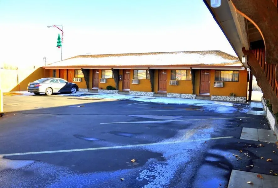 Mt Whitney Motel hotel detail image 6