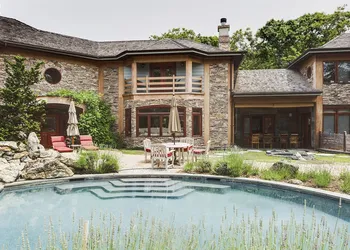 East Hampton Art House Bed & Breakfast hotel thumbnail 2
